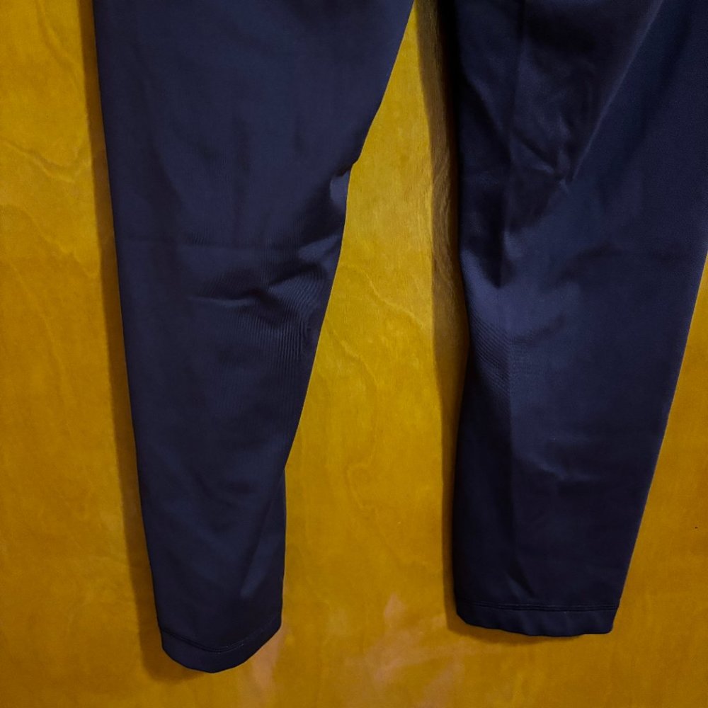 Yogalicious Leggings Deep Purple Size Small - Picture 8 of 9